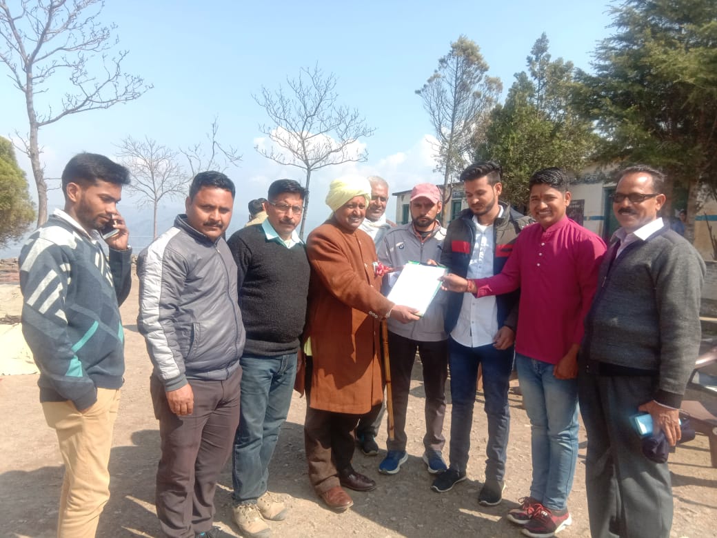  SCHOLARSHIP DISTRIBUTION AT GOVT. INTER COLLEGE MUNNAKHAL, TEHRI GARHWAL